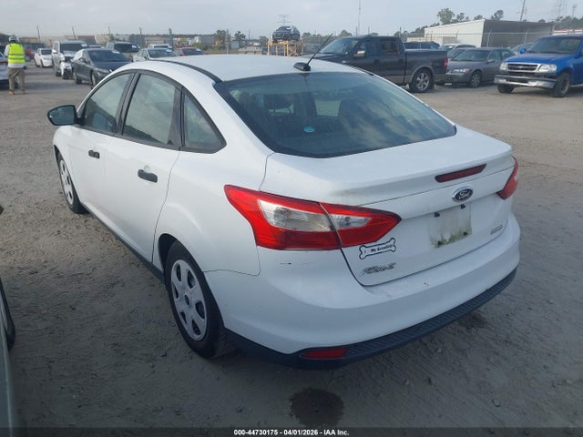 Ford FOCUS S 2014 1FADP3E21EL196809 Image 3