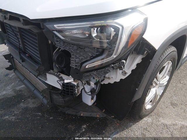 3GKALMEV9KL177390 GMC Terrain Sle