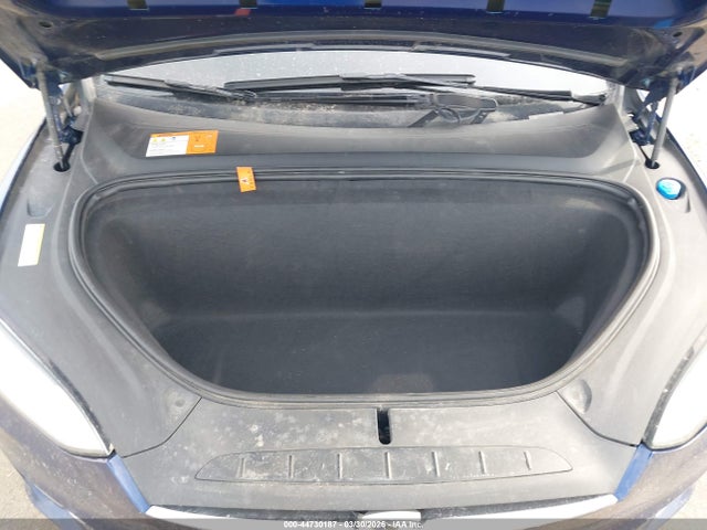 Продаж на аукціоні авто 2016 Tesla Model X, vin: 5YJXCAE22GF001801, номер лоту: 44730187