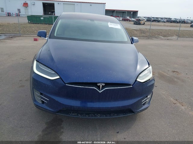 Продаж на аукціоні авто 2016 Tesla Model X, vin: 5YJXCAE22GF001801, номер лоту: 44730187