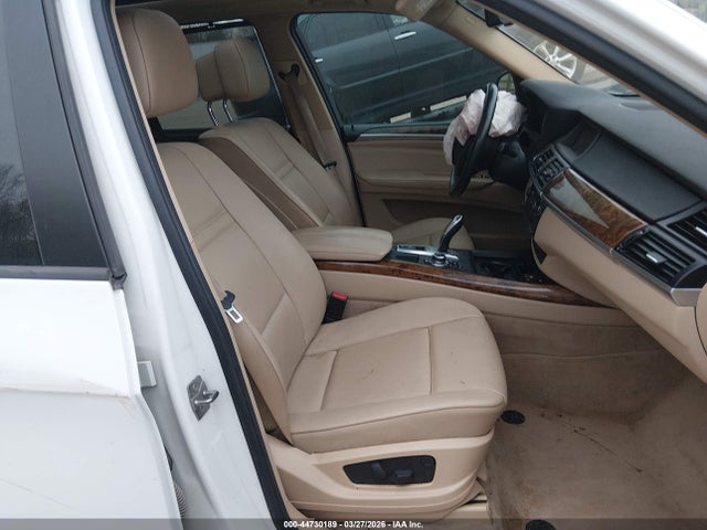 44730189 :رقم المزاد ، 5UXZV4C59BL411680 vin ، 2011 Bmw X5 مزاد بيع
