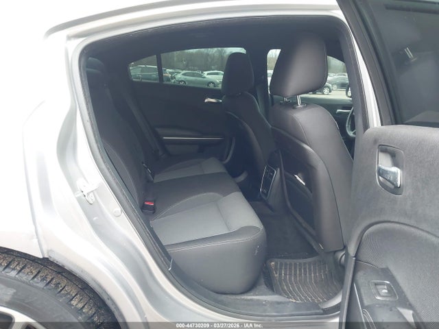 Продажа на аукционе авто 2015 Dodge Charger Se, vin: 2C3CDXFG2FH765931, номер лота: 44730209
