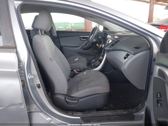 Aukcja sprzedaży 2016 Hyundai Elantra Se, vin: 5NPDH4AE1GH702269, numer aukcji: 44730210