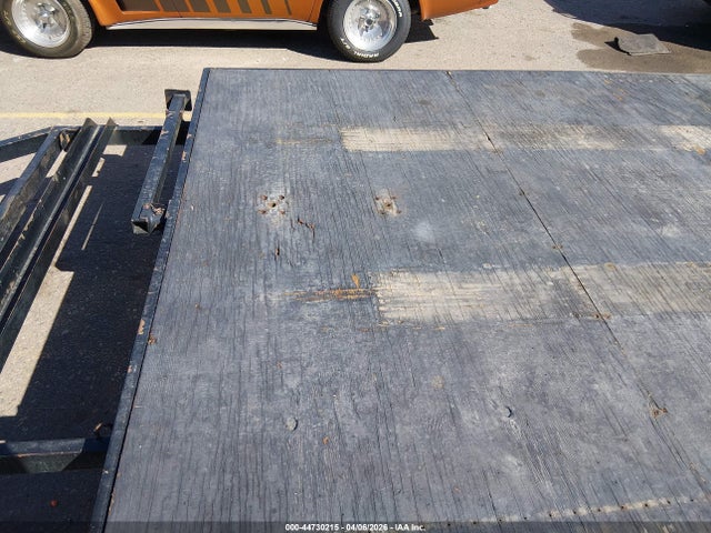 44730215 :رقم المزاد ، SNTR080445MT00000 vin ، 1996 Trailer 8x12 Snowmobile Flat Bed Trailer مزاد بيع