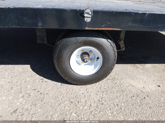44730215 :رقم المزاد ، SNTR080445MT00000 vin ، 1996 Trailer 8x12 Snowmobile Flat Bed Trailer مزاد بيع