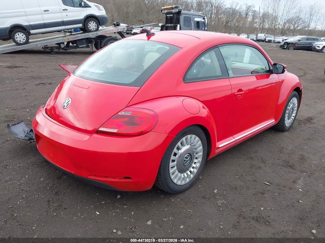 Продаж на аукціоні авто 2014 Volkswagen Beetle 2.5l, vin: 3VWJP7AT3EM608257, номер лоту: 44730219