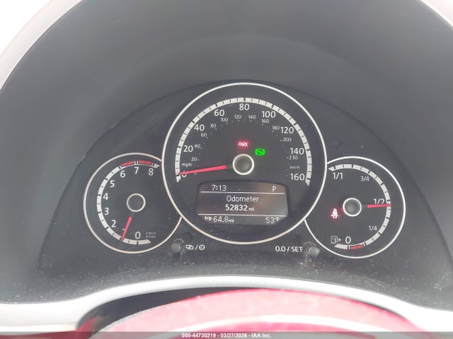 Продаж на аукціоні авто 2014 Volkswagen Beetle 2.5l, vin: 3VWJP7AT3EM608257, номер лоту: 44730219