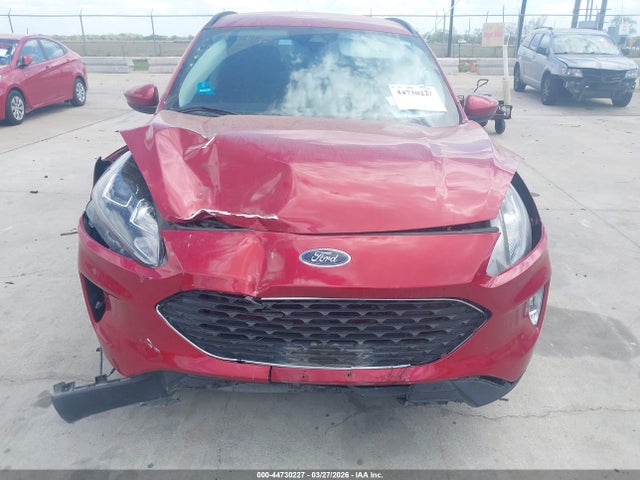 Продажа на аукционе авто 2022 Ford Escape Sel, vin: 1FMCU0H68NUB43266, номер лота: 44730227