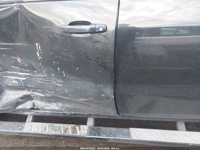 1GCVKREH0EZ293906 Chevrolet Silverado 1500 1lt