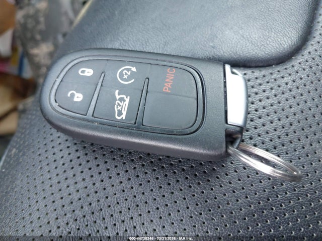 44730246 :رقم المزاد ، 1C4PJLDB5KD479424 vin ، 2019 Jeep Cherokee Limited Fwd مزاد بيع