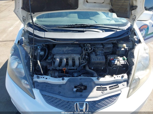 2013 Honda Fit მანქანა იყიდება აუქციონზე, vin: JHMGE8H34DC059181, აუქციონის ნომერი: 44730258