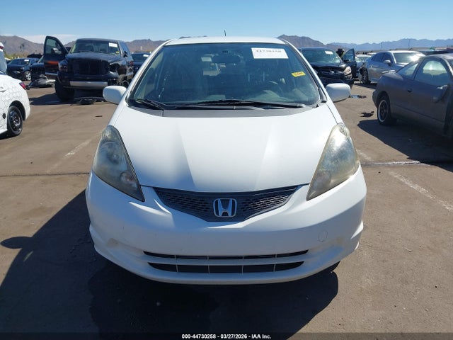 2013 Honda Fit მანქანა იყიდება აუქციონზე, vin: JHMGE8H34DC059181, აუქციონის ნომერი: 44730258