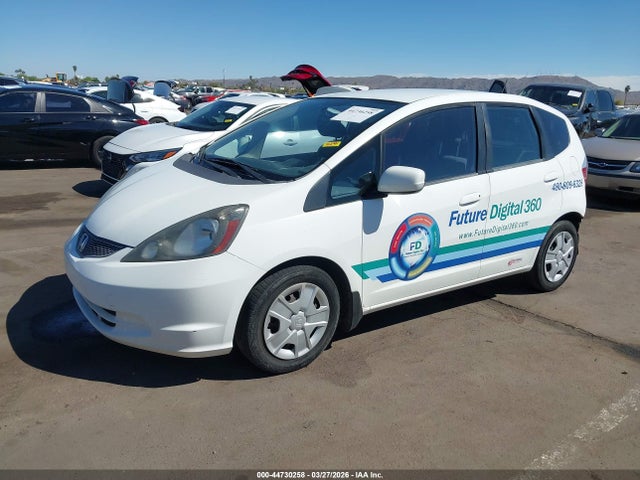 2013 Honda Fit მანქანა იყიდება აუქციონზე, vin: JHMGE8H34DC059181, აუქციონის ნომერი: 44730258