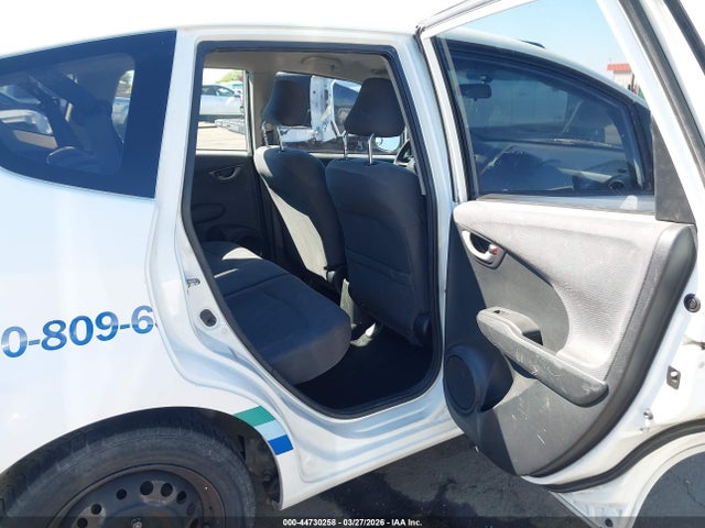2013 Honda Fit მანქანა იყიდება აუქციონზე, vin: JHMGE8H34DC059181, აუქციონის ნომერი: 44730258