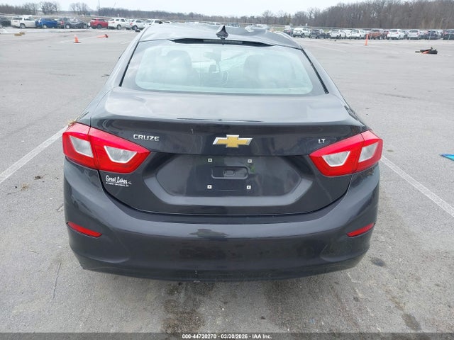 1G1BE5SM7H7177471 Chevrolet Cruze Lt Auto