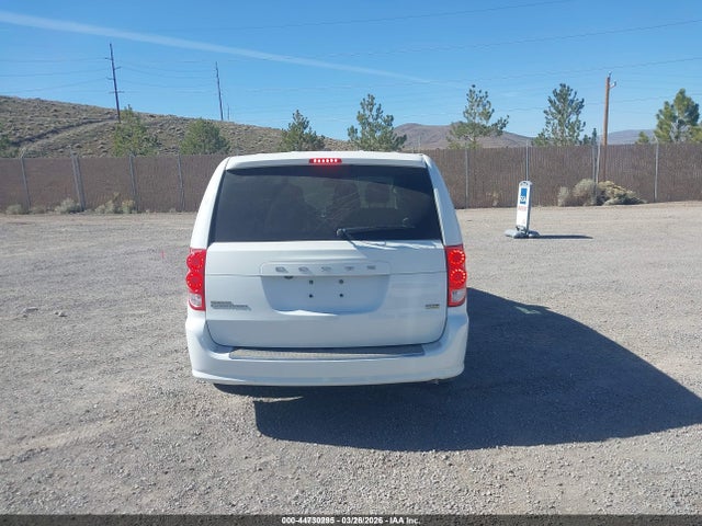 2C4RDGBG1JR296765 Dodge Grand Caravan Se