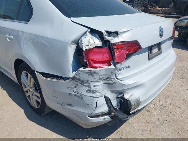 2017 VOLKSWAGEN JETTA 3VW2B7AJ6HM292973 Photo 5