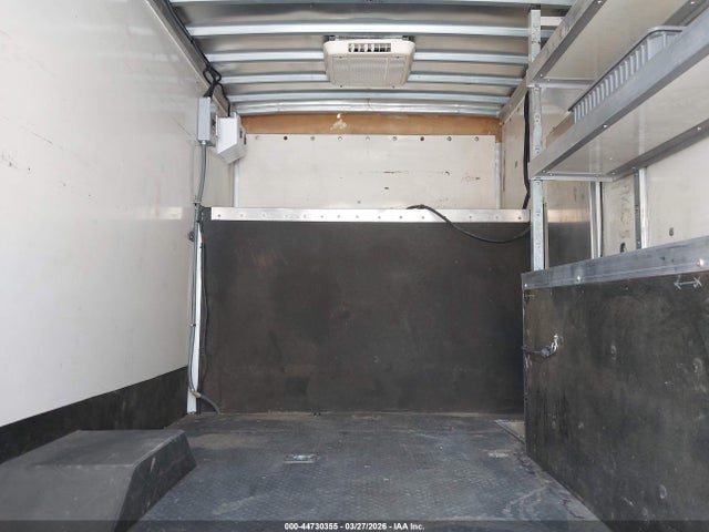 1FD8W3E61HEE03382 Ford F-350 Chassis Xlt