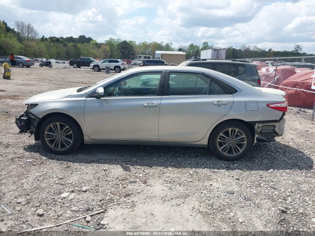 4T1BF1FK8GU579727 Toyota CAMRY SE