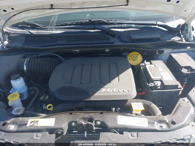 2C4RDGBG3JR296766 Dodge Grand Caravan Se