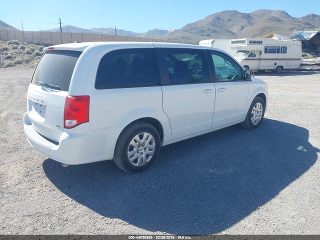 2C4RDGBG3JR296766 Dodge Grand Caravan Se