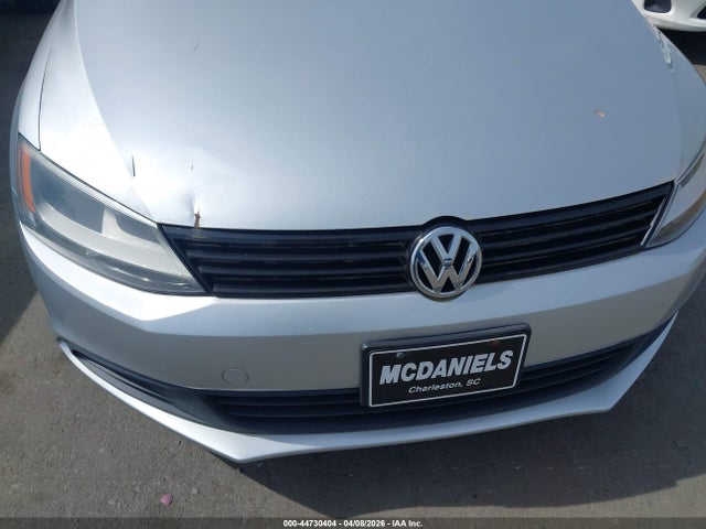 Продаж на аукціоні авто 2014 Volkswagen Jetta 2.0l S, vin: 3VW2K7AJ3EM229258, номер лоту: 44730404