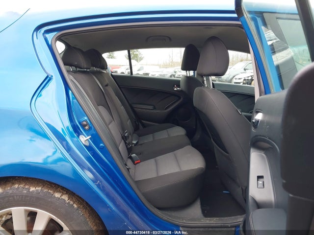 2015 Kia Forte Ex მანქანა იყიდება აუქციონზე, vin: KNAFX5A82F5321120, აუქციონის ნომერი: 44730418
