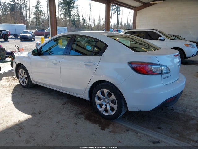 Продаж на аукціоні авто 2011 Mazda Mazda3 I Sport, vin: JM1BL1UGXB1495981, номер лоту: 44730426