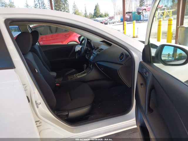 Продаж на аукціоні авто 2011 Mazda Mazda3 I Sport, vin: JM1BL1UGXB1495981, номер лоту: 44730426