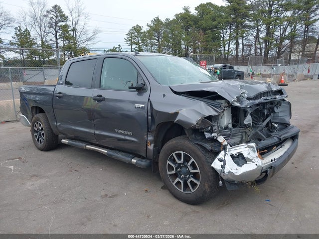 2018 TOYOTA TUNDRA 5TFDY5F1XJX682109 Photo 5