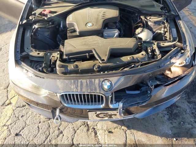 2013 Bmw 328i Xdrive მანქანა იყიდება აუქციონზე, vin: WBA3B5G56DNS03681, აუქციონის ნომერი: 44730536