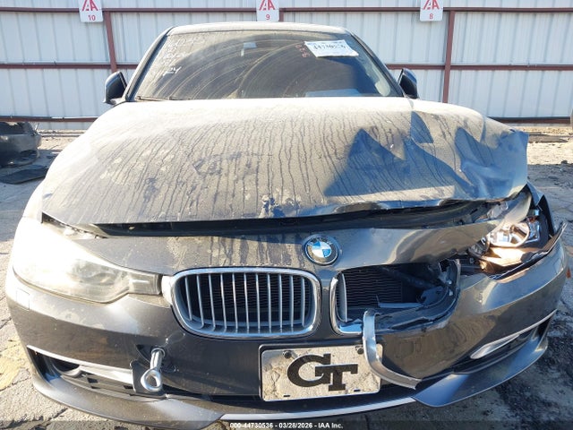 2013 Bmw 328i Xdrive მანქანა იყიდება აუქციონზე, vin: WBA3B5G56DNS03681, აუქციონის ნომერი: 44730536