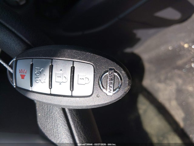 44730546 :رقم المزاد ، 3N1CN8EV8ML807394 vin ، 2021 Nissan Versa Sv Xtronic Cvt مزاد بيع