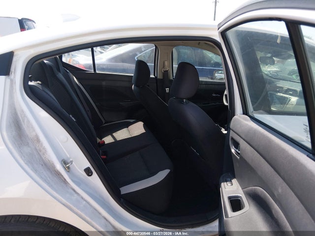 44730546 :رقم المزاد ، 3N1CN8EV8ML807394 vin ، 2021 Nissan Versa Sv Xtronic Cvt مزاد بيع