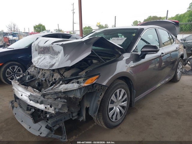 Toyota Camry Le Hybrid 2020 4T1E31AK7LU531403 Image 2