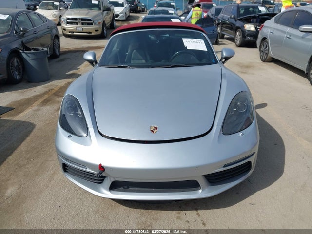 Porsche 718 Boxster 2018 WP0CA2A80JS210792 Image 12