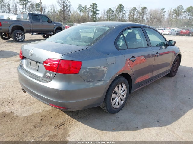 Продаж на аукціоні авто 2013 Volkswagen Jetta 2.0l S, vin: 3VW2K7AJ2DM371051, номер лоту: 44730646