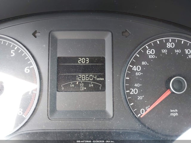 Продаж на аукціоні авто 2013 Volkswagen Jetta 2.0l S, vin: 3VW2K7AJ2DM371051, номер лоту: 44730646