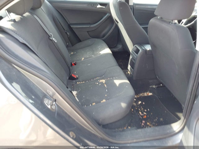 Продаж на аукціоні авто 2013 Volkswagen Jetta 2.0l S, vin: 3VW2K7AJ2DM371051, номер лоту: 44730646