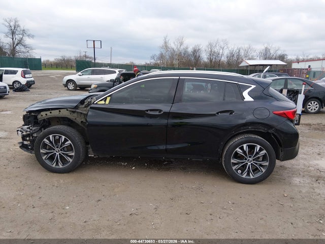 Продаж на аукціоні авто 2018 Infiniti Qx30 Luxe, vin: SJKCH5CR3JA005666, номер лоту: 44730653