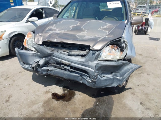 2004 HONDA CR-V JHLRD78864C006262 Photo 5