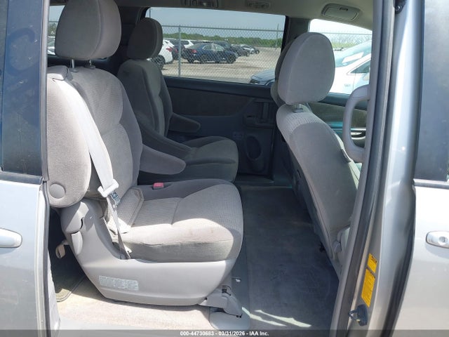 44730683 :رقم المزاد ، 5TDZK23C49S266201 vin ، 2009 Toyota Sienna Le مزاد بيع