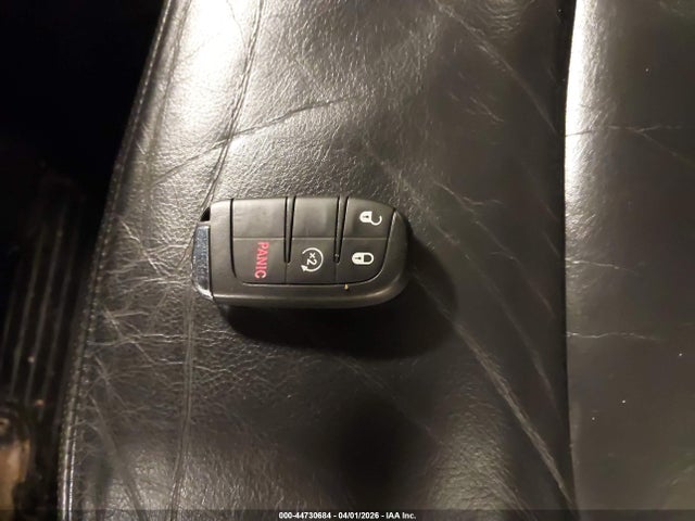 2016 Jeep Renegade Limited მანქანა იყიდება აუქციონზე, vin: ZACCJBDT7GPC67599, აუქციონის ნომერი: 44730684