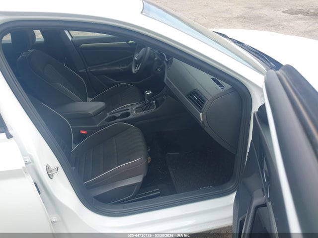 Aukcja sprzedaży 2024 Volkswagen Jetta 1.5t Sport, vin: 3VWBM7BU4RM038313, numer aukcji: 44730729