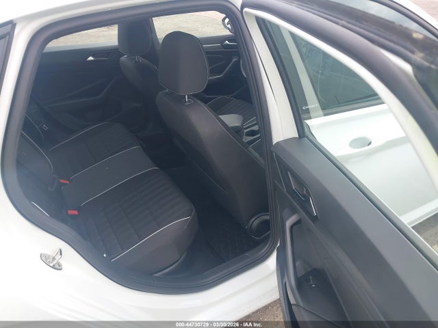 Aukcja sprzedaży 2024 Volkswagen Jetta 1.5t Sport, vin: 3VWBM7BU4RM038313, numer aukcji: 44730729