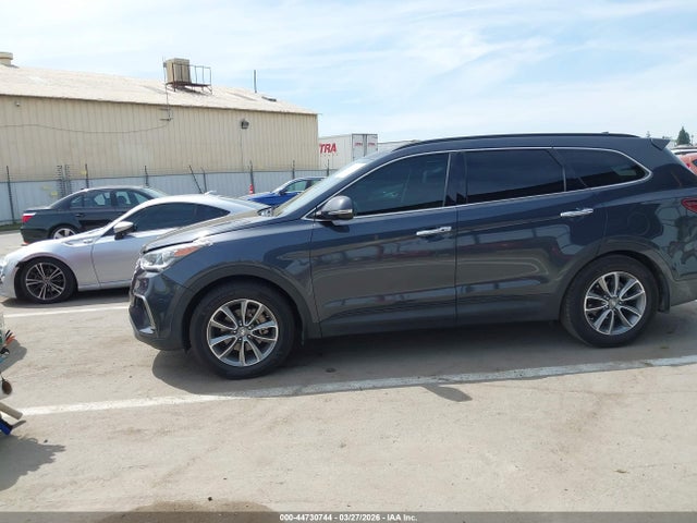KM8SN4HF7HU247431 Hyundai Santa Fe Se