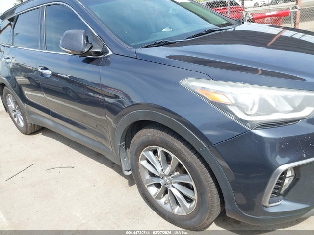 KM8SN4HF7HU247431 Hyundai Santa Fe Se
