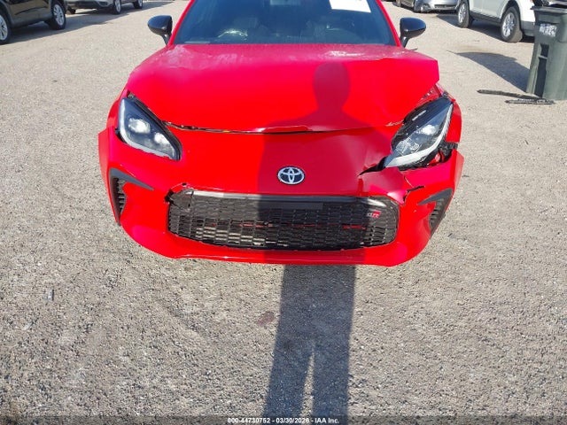 2024 Toyota Gr86 Premium მანქანა იყიდება აუქციონზე, vin: JF1ZNBE15R9751809, აუქციონის ნომერი: 44730752