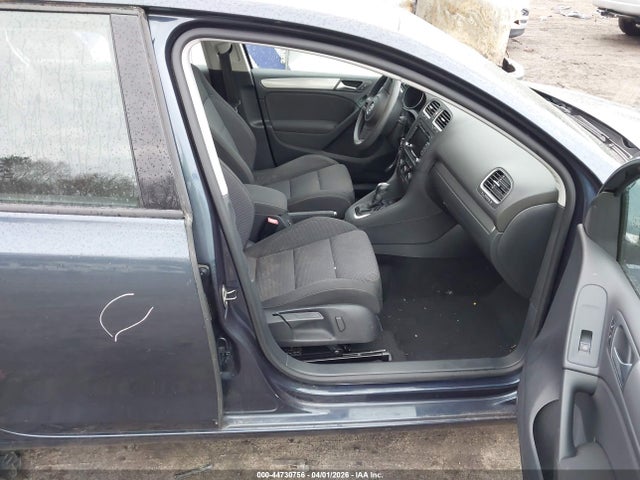 44730756 :رقم المزاد ، WVWDB7AJ6CW249058 vin ، 2012 Volkswagen Golf 2.5l 4-door مزاد بيع