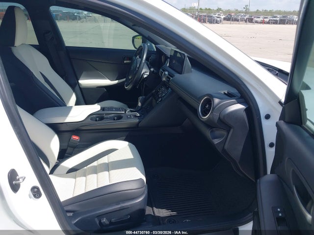 44730760 :رقم المزاد ، JTHGZ1B27M5045646 vin ، 2021 Lexus Is 350 F Sport مزاد بيع